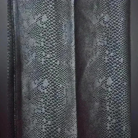 NWT NYDJ Snake Print Slim Trousers in Raceway Women's Size 8P‎ - Picture 10 of 10